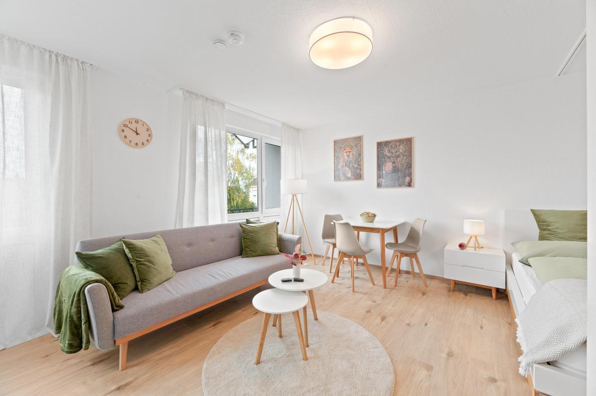 Wohlfuehl-Apartment I Zentral I Balkon I Kueche Fellbach Exterior foto