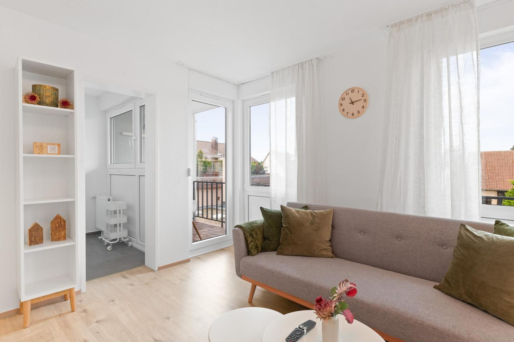 Wohlfuehl-Apartment I Zentral I Balkon I Kueche Fellbach Exterior foto